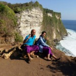 Pemandangan Tebing Obyek Wisata Uluwatu Bali